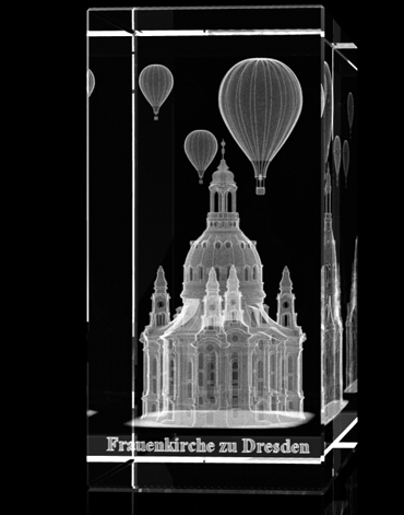 Souvenirs aus Glas : Frauenkirche Dresden mit Ballons