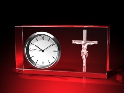 Christus_am_Kreuz___Uhr_Glas_eckig_quer_einzeln