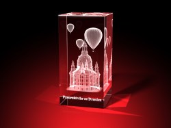 Souvenirs aus Glas : Frauenkirche Dresden mit Ballons