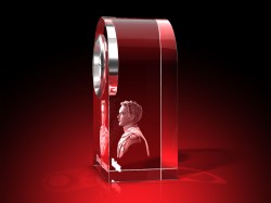 Ludwig_Uhr_Glas_rund_hoch_einzeln_Seite