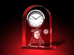 Martin Luther - Glasuhr zur Reformation – GLASFOTO.COM