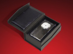 Uhr_Glas_eckig_Geschenkbox241