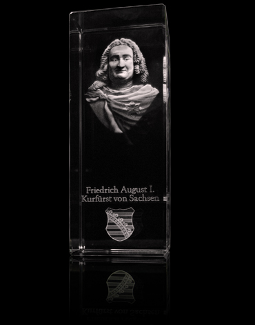 schachspiel-dresden-in-glas-koenig-august-der-starke-quader-50x130x50